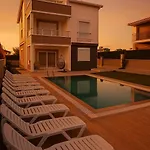Assos Suits 2 Villa *