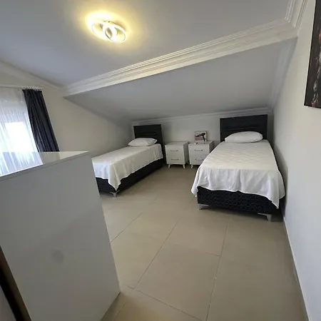 Assos Suits 2 Villa *