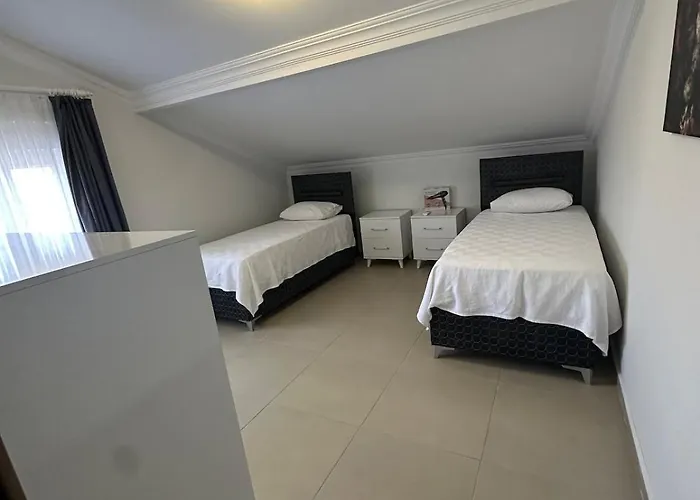 Assos Suits 2 Villa *
