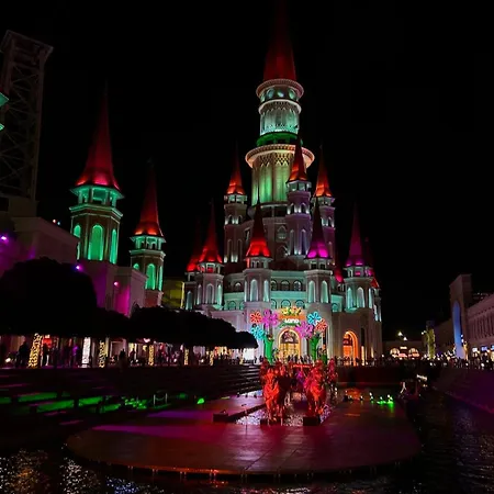 וילה Assos Suits 2