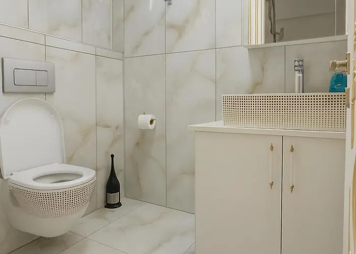 וילה Assos Suits 2 *